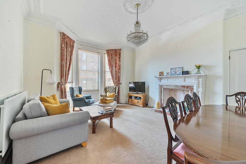 Additional image 11 of 2 bed flat for saleGrand Avenue, Hove BN3