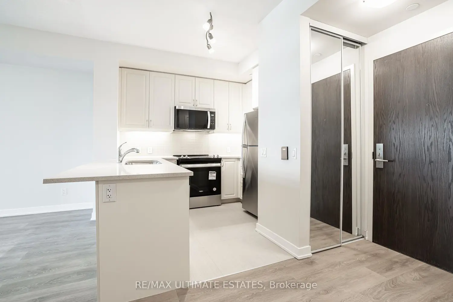 Additional image 14 of 4955 Yonge Street 1109