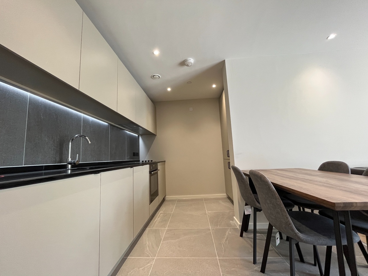 Additional image 3 of 2 Bed Flat, Spinners Way, M15, N1 7GU