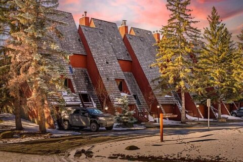Additional image 9 of 13-828 Coach Bluff Crescent SW, Calgary, AB, T3H1A8