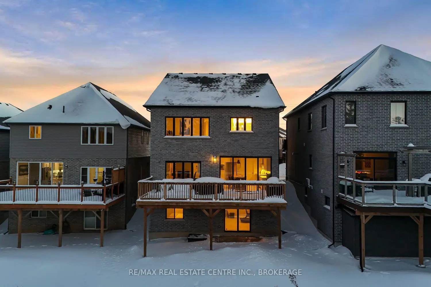 Additional image 3 of 357 Woodbine Avenue