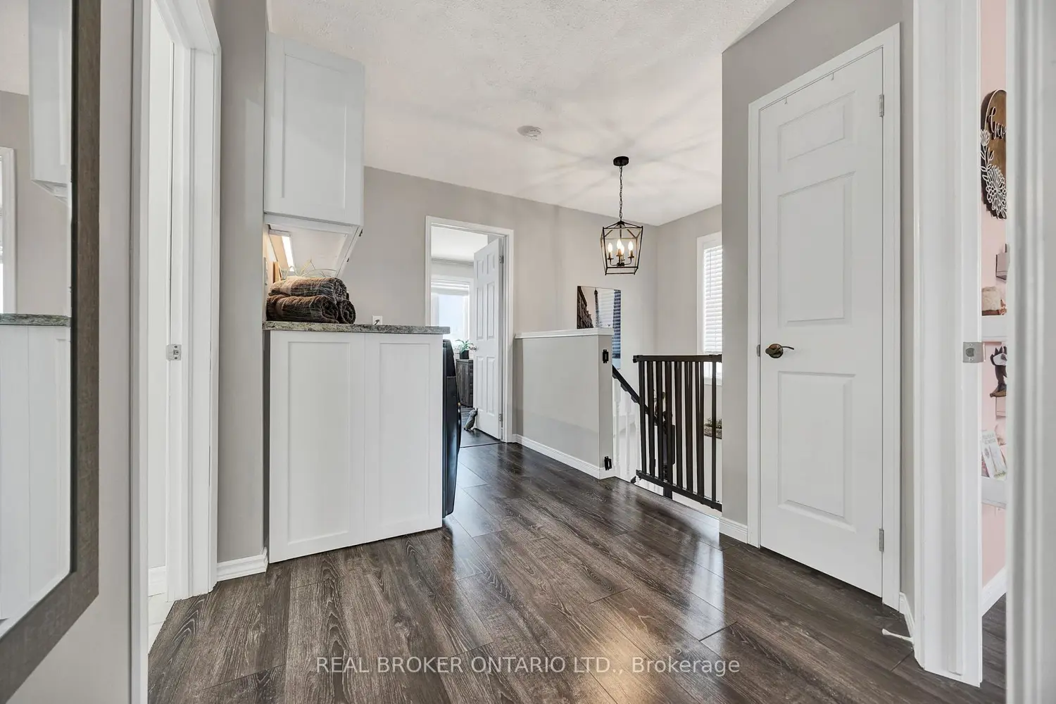 75 Peglar Crescent photo 5