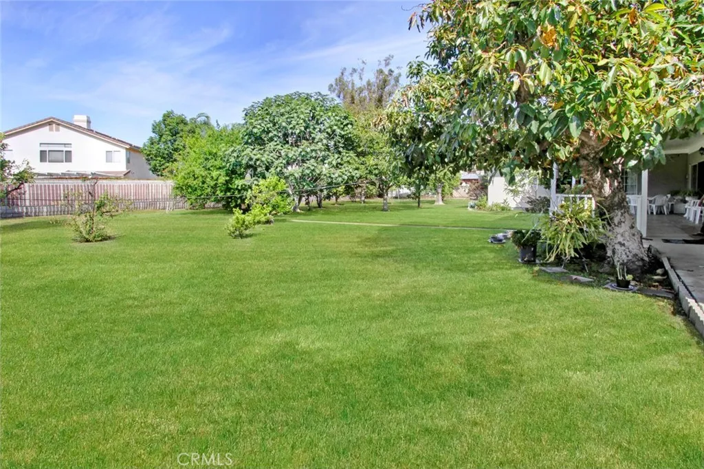 8315 Sparton Ave, Panorama City, CA 91402