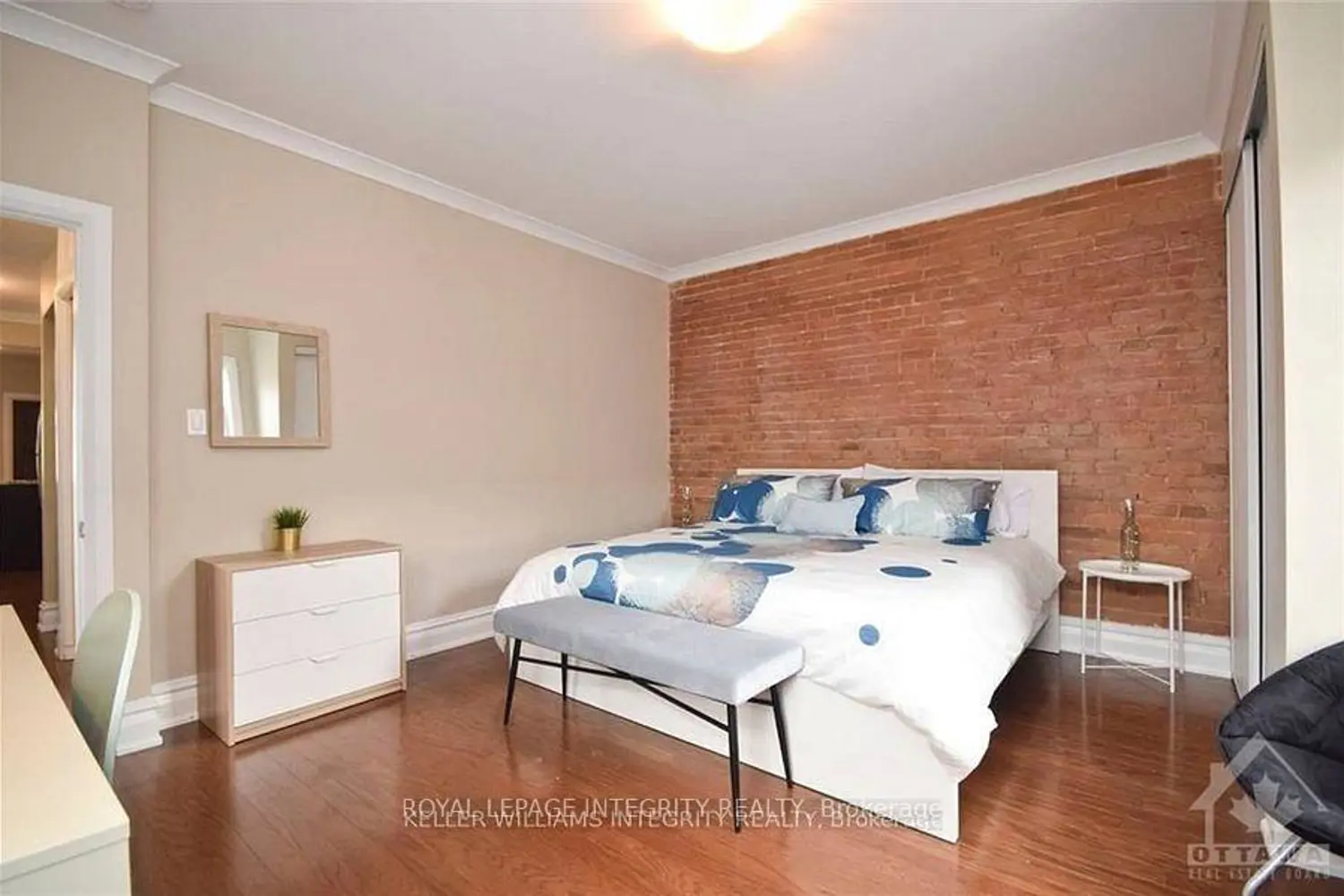 Additional image 7 of 468 Besserer Street