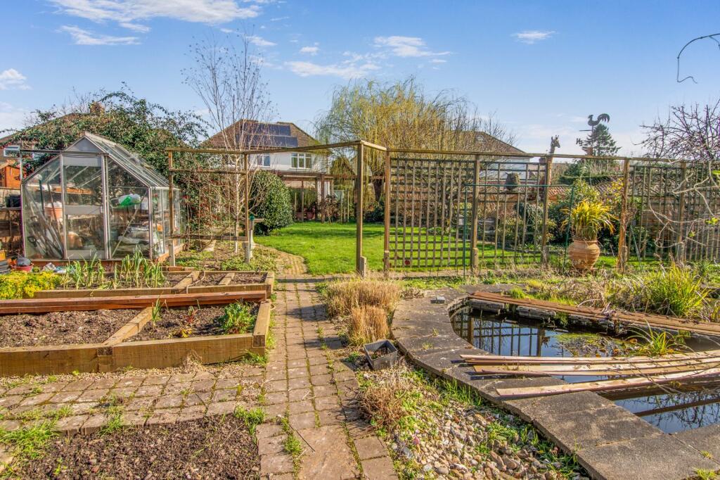 Additional image 31 of Bullens Green Lane, Colney Heath, St. Albans, Hertfordshire