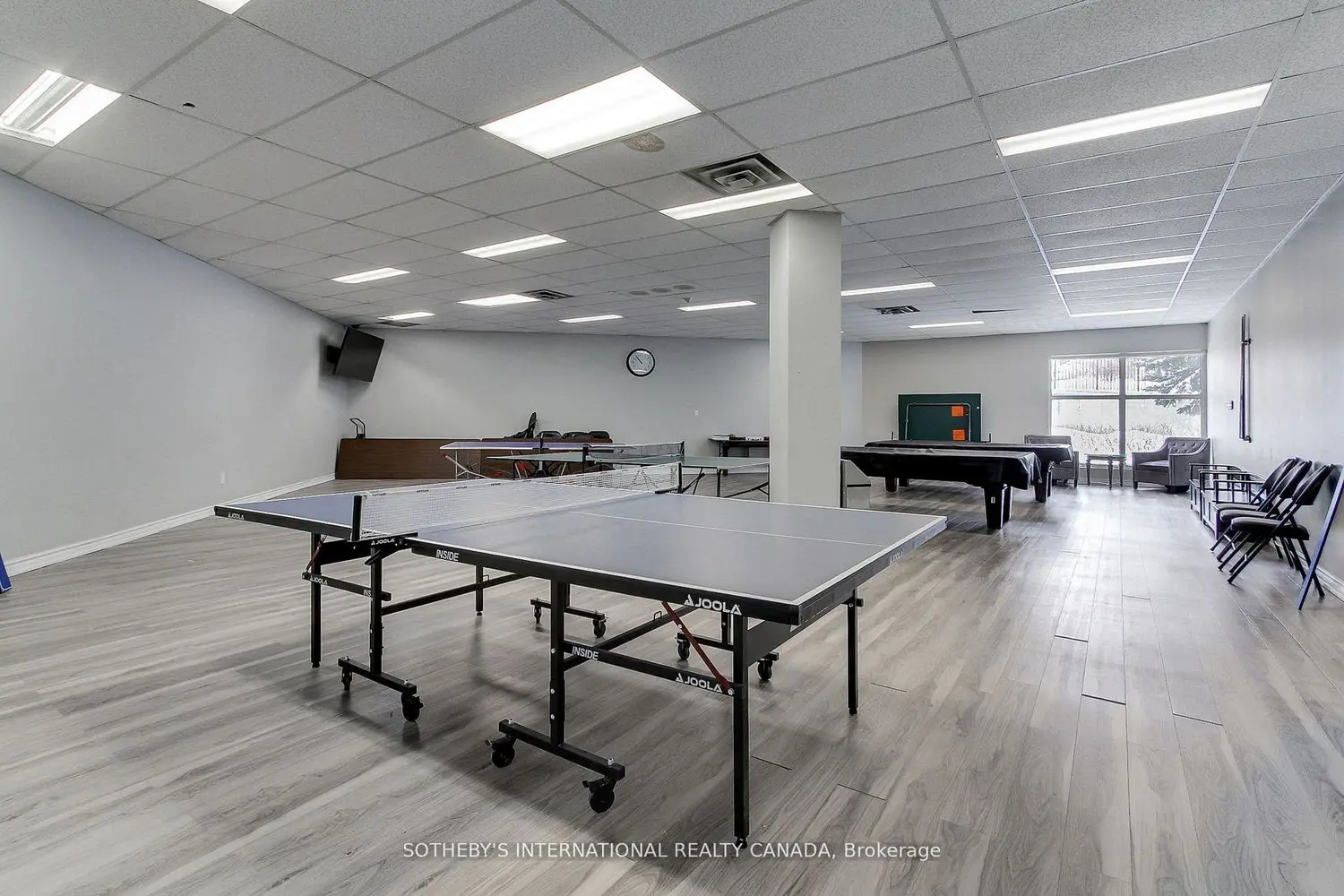 Additional image 16 of 40 Harding Boulevard 301