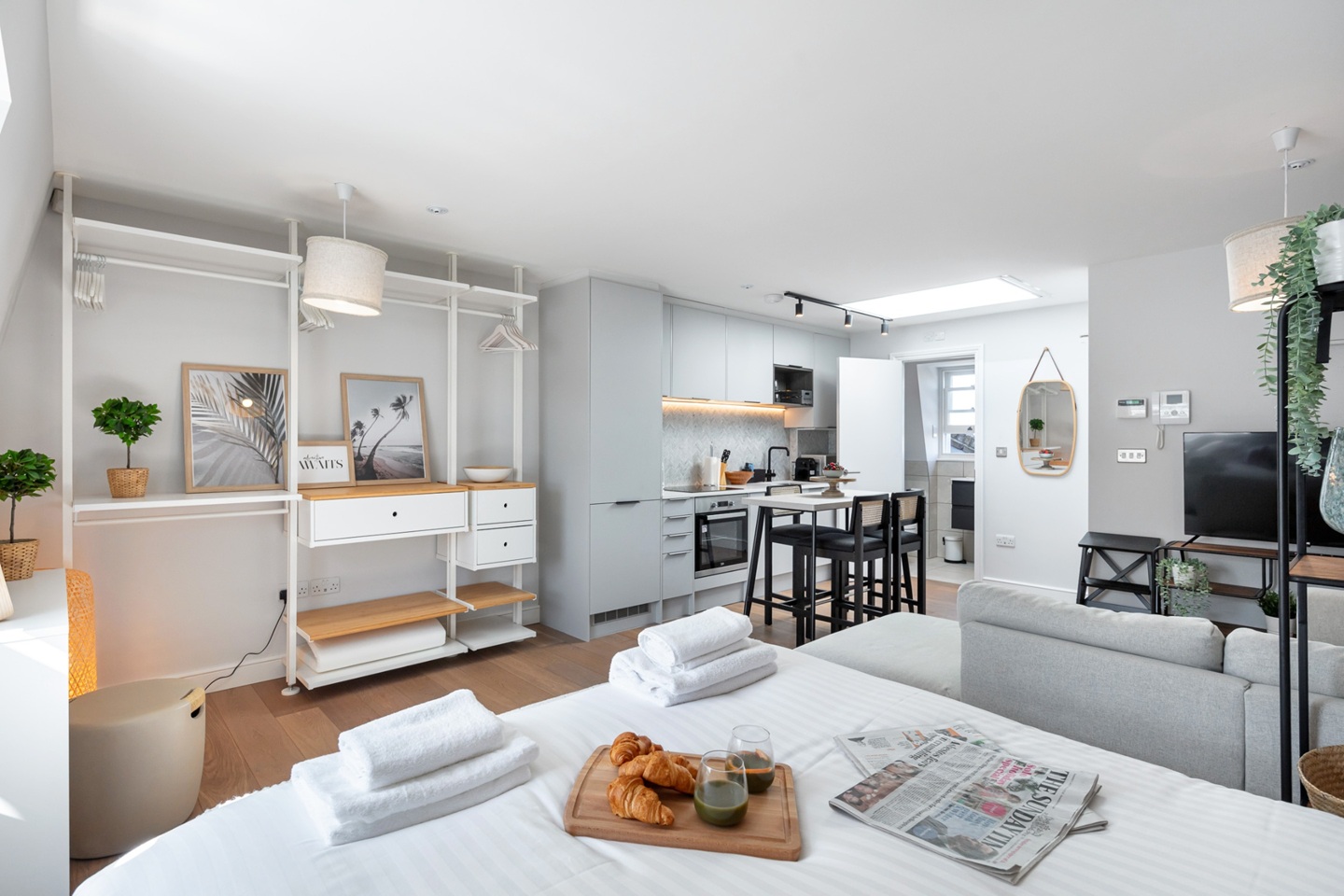 Additional image 3 of Studio Flat, Westbourne Grove, W11, N1 7GU