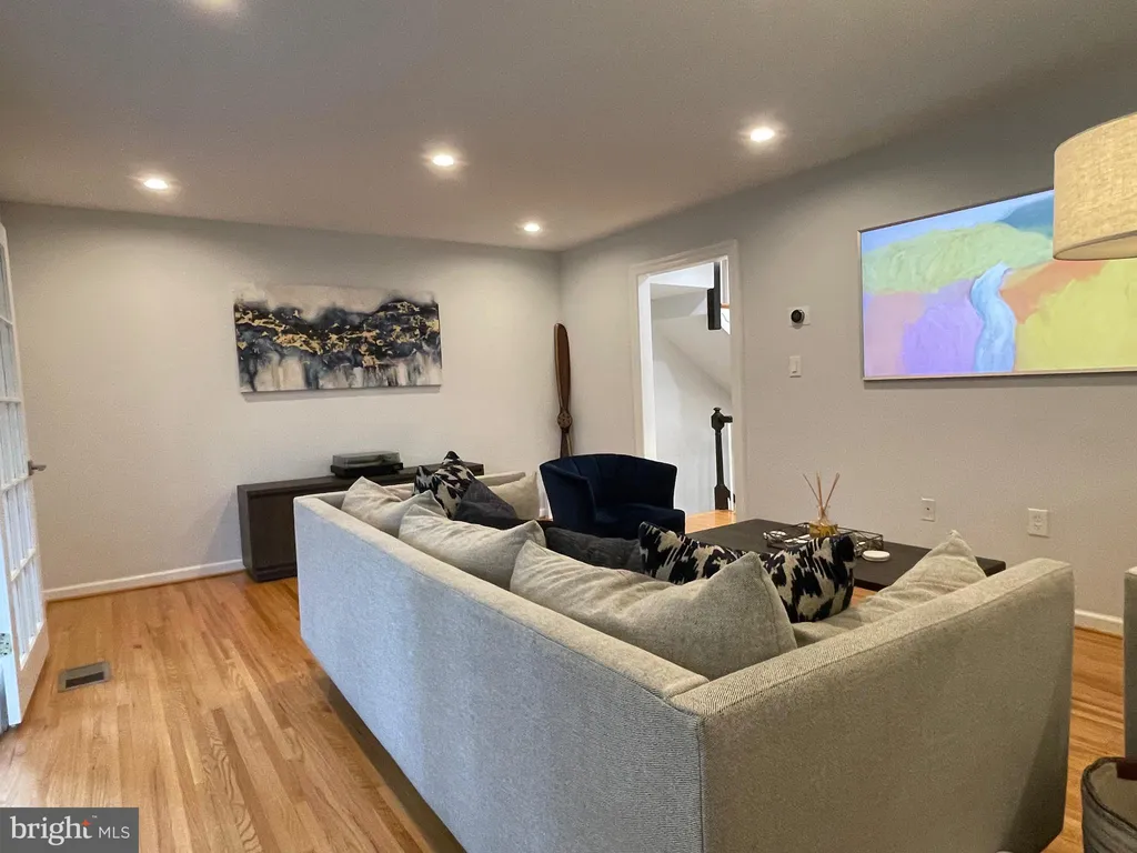 Additional image 58 of 519 G Street SW, Washington, DC 20024