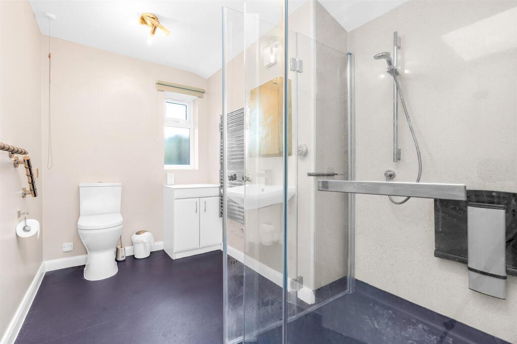 Additional image 14 of Elmoor Avenue, Welwyn