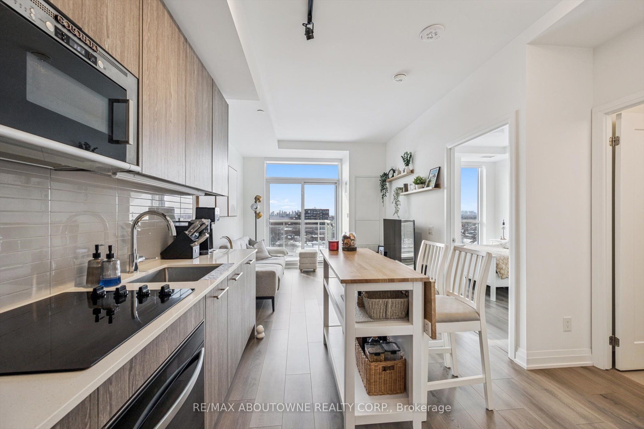Additional image 5 of 802-286 Main Street, Toronto, ON, M4C 4X4