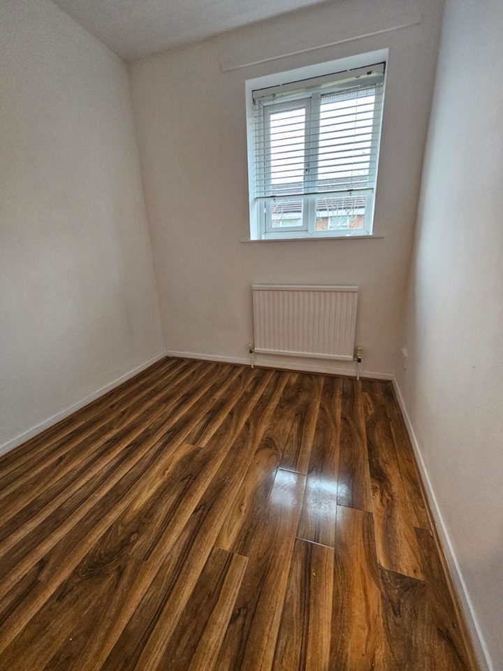 Additional image 9 of 3 Bed Semi-Detached House, Kenneth Square, M7, N1 7GU