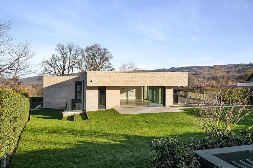 Additional image 39 of 6 bed detached house for saleSovereign View, Charlton Kings, Cheltenham, Gloucestershire GL52