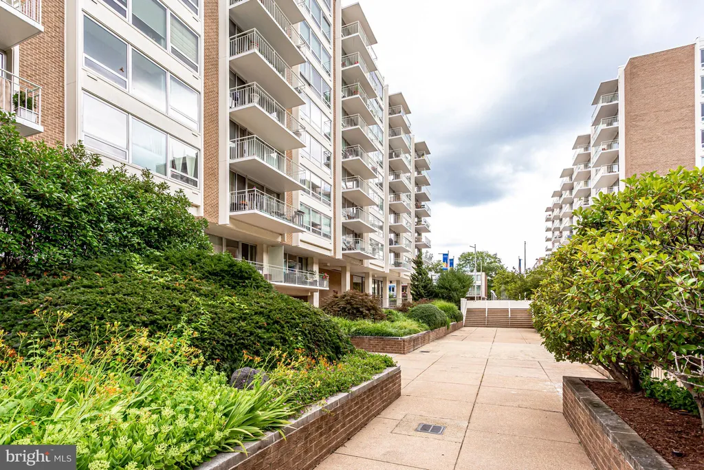 Additional image 8 of 1425 4th Street SW Unit A305, Washington, DC 20024