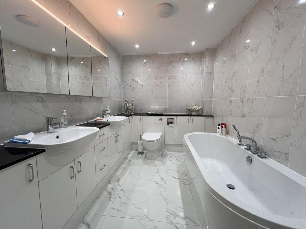 Additional image 14 of 3 bed flat for saleBurton Road, Branksome Park, Poole BH13