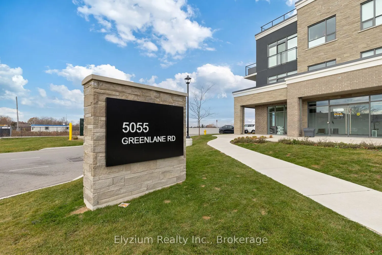 Additional image 3 of 5055 Greenlane Road 127