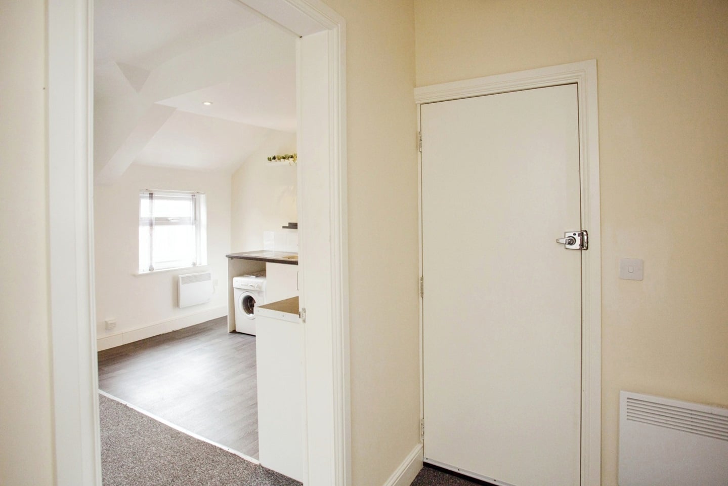 Additional image 5 of 1 Bed Flat, Woodfield Road, M8, N1 7GU