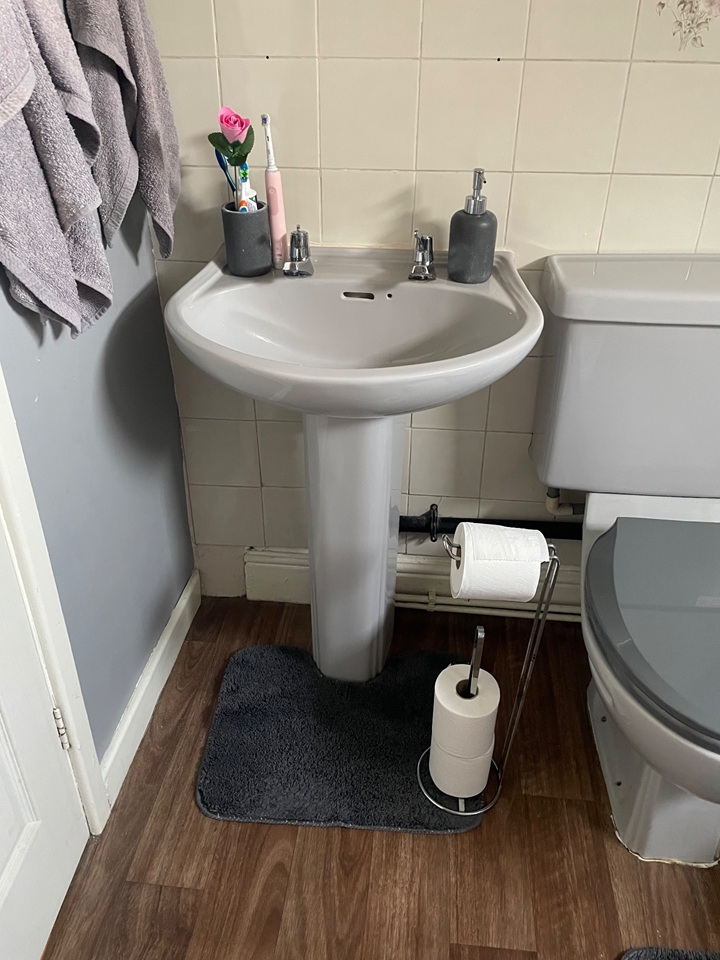 Additional image 5 of Studio Flat, Armley Ridge Road, LS12, N1 7GU