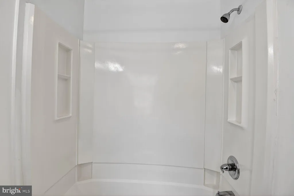 Additional image 14 of 1648 Park Road NW Unit 5, Washington, DC 20010