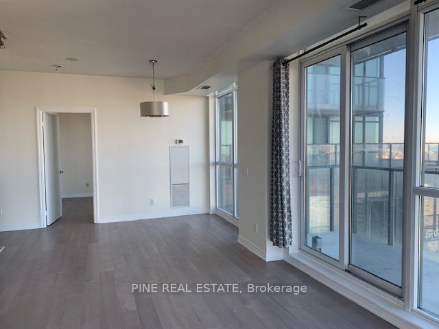 Additional image 3 of PH601-770 Bay Street, Toronto, ON, M5G 0A6
