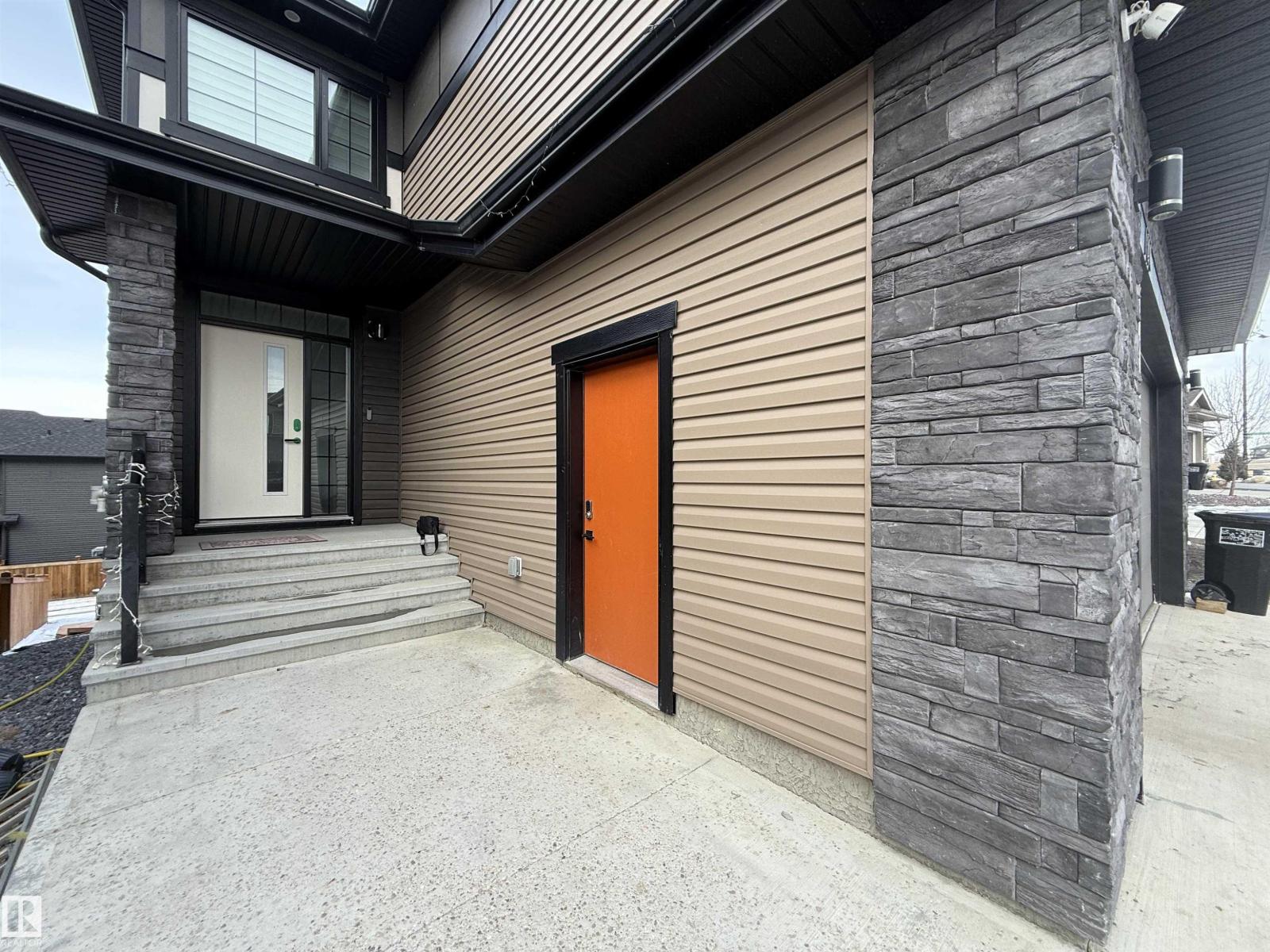Additional image 4 of 1210 Peregrine Terrace NW, Edmonton, AB, T5S0M3