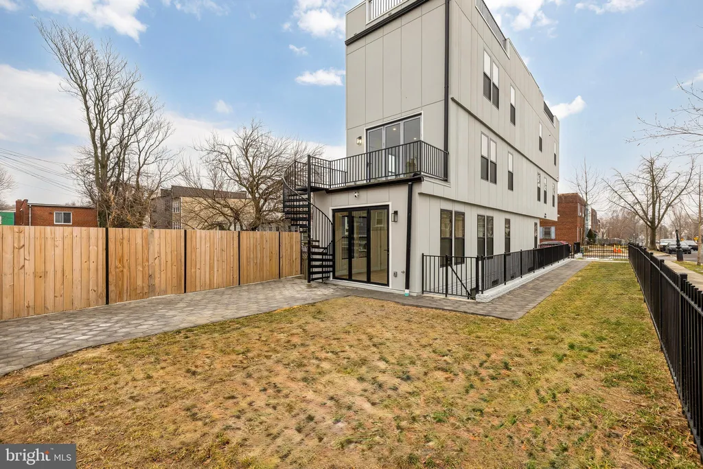 Additional image 54 of 1516 Levis Street NE Unit 2, Washington, DC 20002