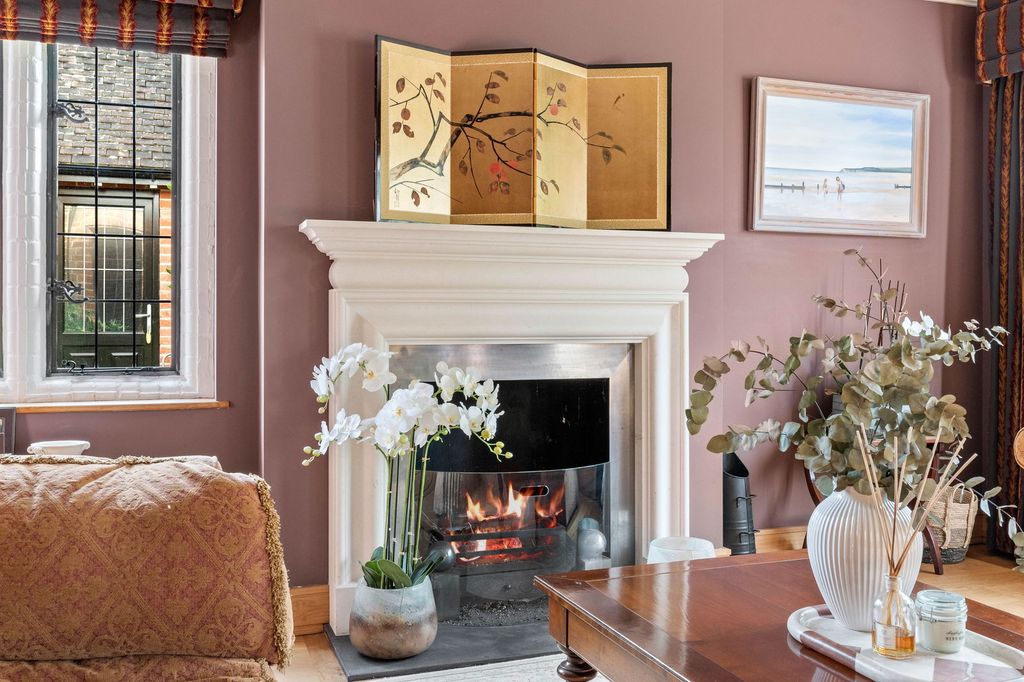Additional image 31 of 6 bed detached house for saleRoundwood Avenue, Hutton Mount, Brentwood CM13