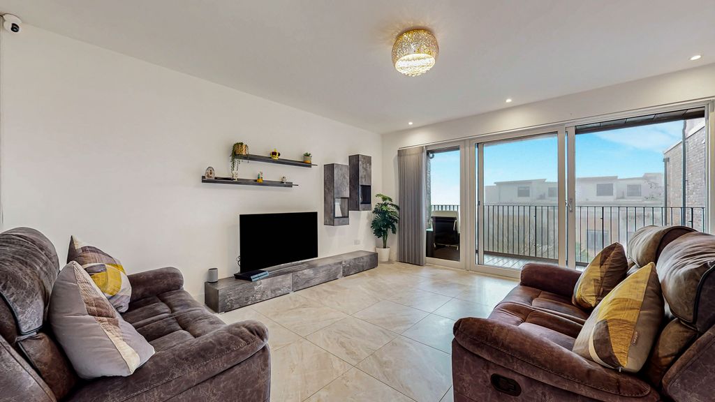 Additional image 3 of 2 bed flat for saleTraining Place, Jordanhill G13