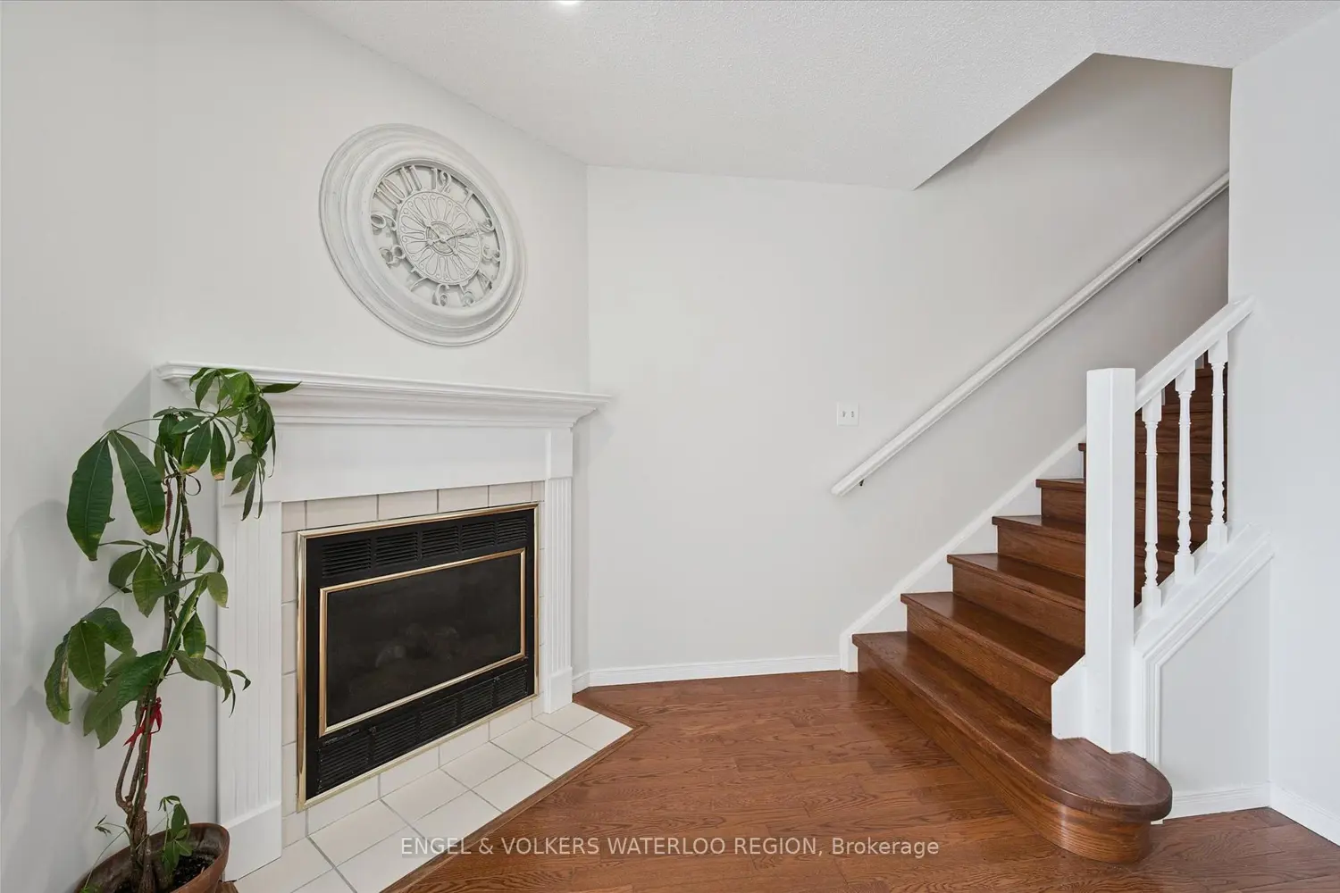 Additional image 3 of 250 Keats Way 24