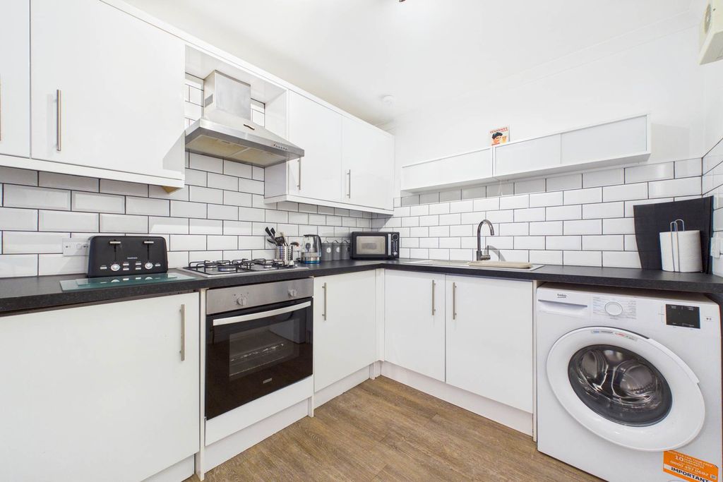 Additional image 3 of 2 bed flat for saleMain Street, Wishaw ML2