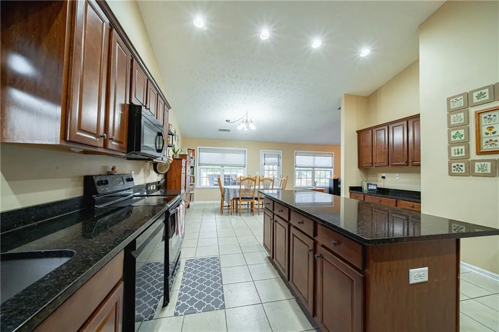 Additional image 63 of 8 Springwood Court, Phenix City, AL 36870