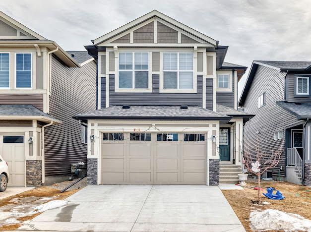 198 Lucas Heights NW, Calgary, AB, T3P1X4