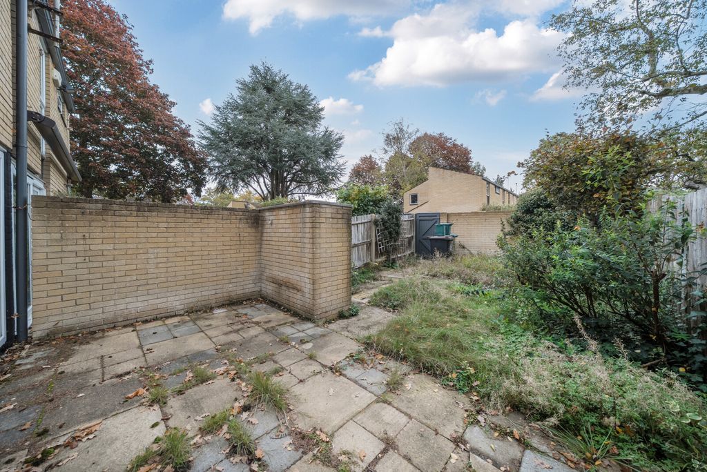Additional image 7 of 3 bed terraced house for saleHolme Chase, Weybridge KT13