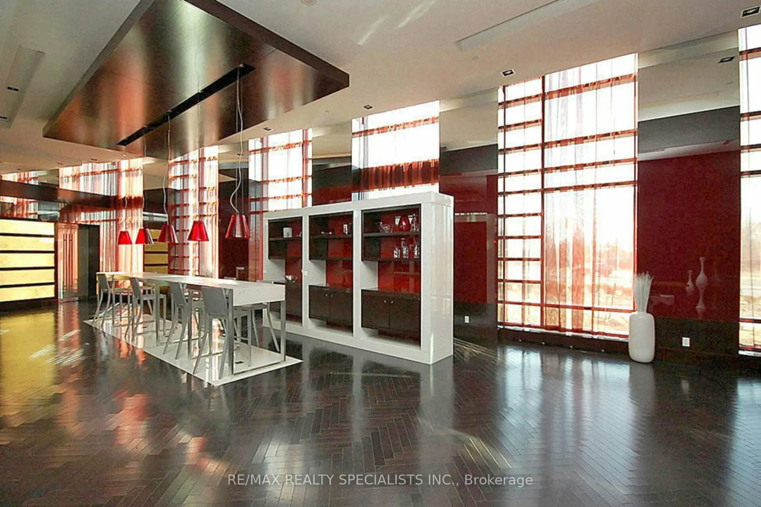 Additional image 19 of 235 Sherway Gardens Road 1609