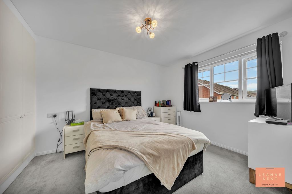 Additional image 18 of 3 bed semi-detached house for saleStryd Hywel Harris, Ystrad Mynach CF82