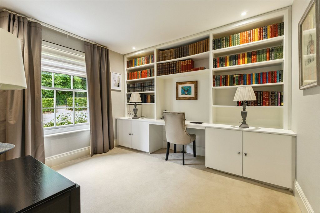 Additional image 7 of 2 bed flat for saleConnaught Square, Winchester, Hampshire SO22