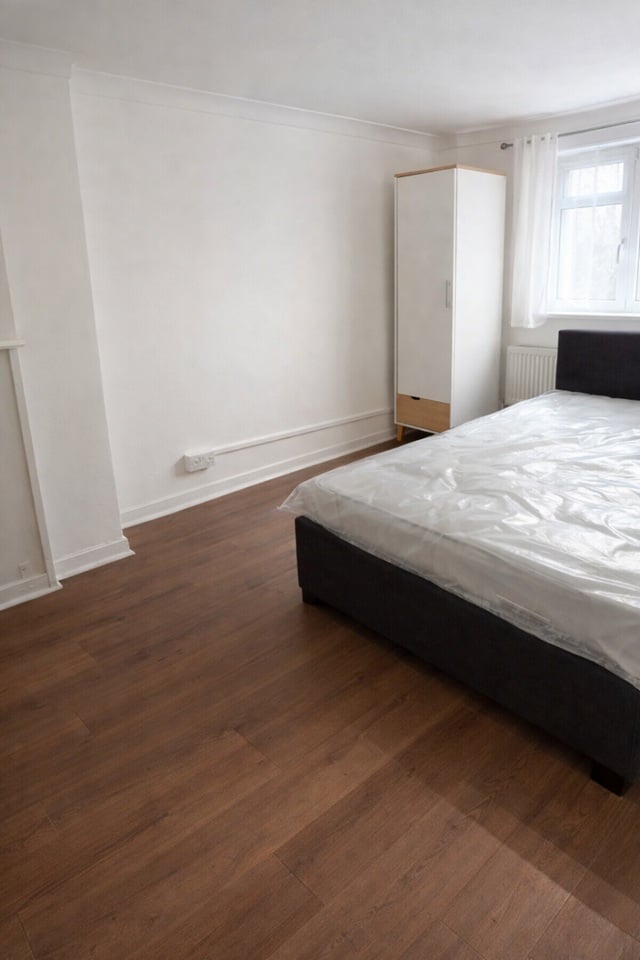 Additional image 2 of 1 Bed Flat, Old Kent Road, SE1, N1 7GU