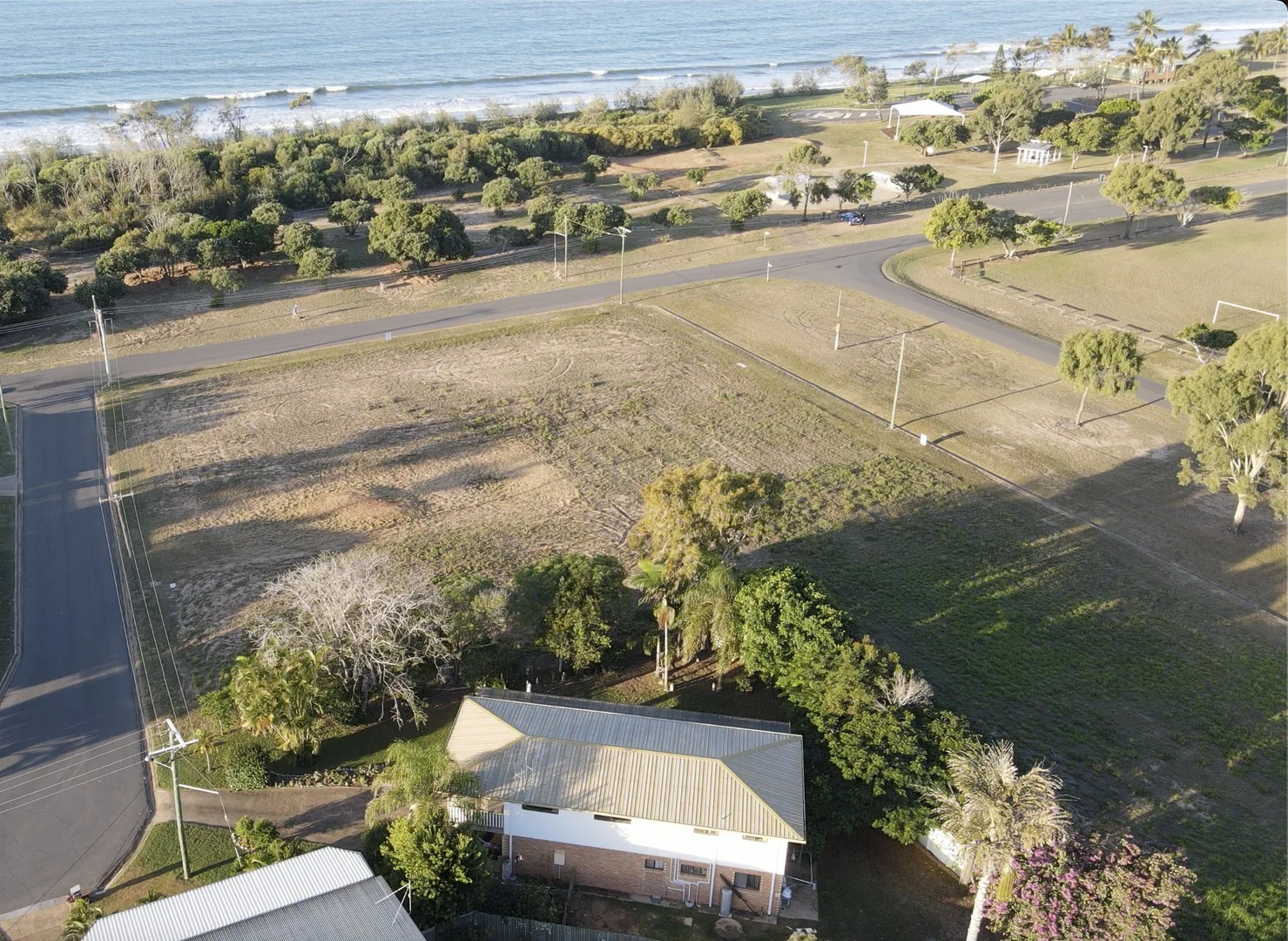 Moore Park Beach QLD 4670
