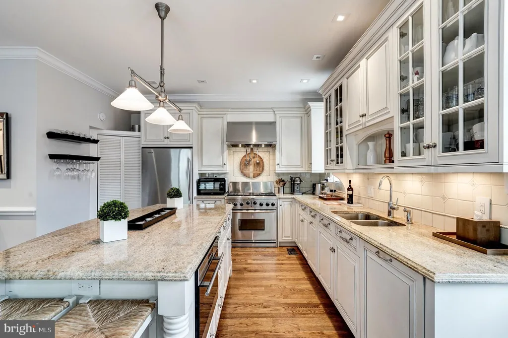 Additional image 5 of 2243 NW 40th Street NW, Washington, DC 20007