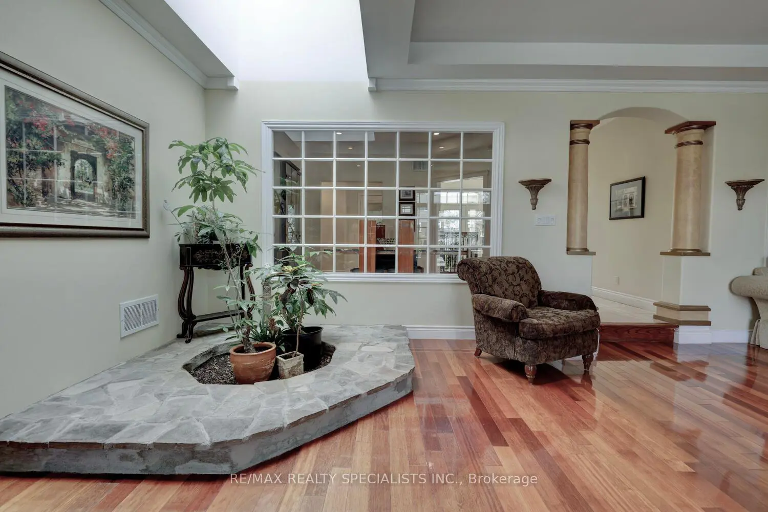 Additional image 5 of 2141 Fowler Lane