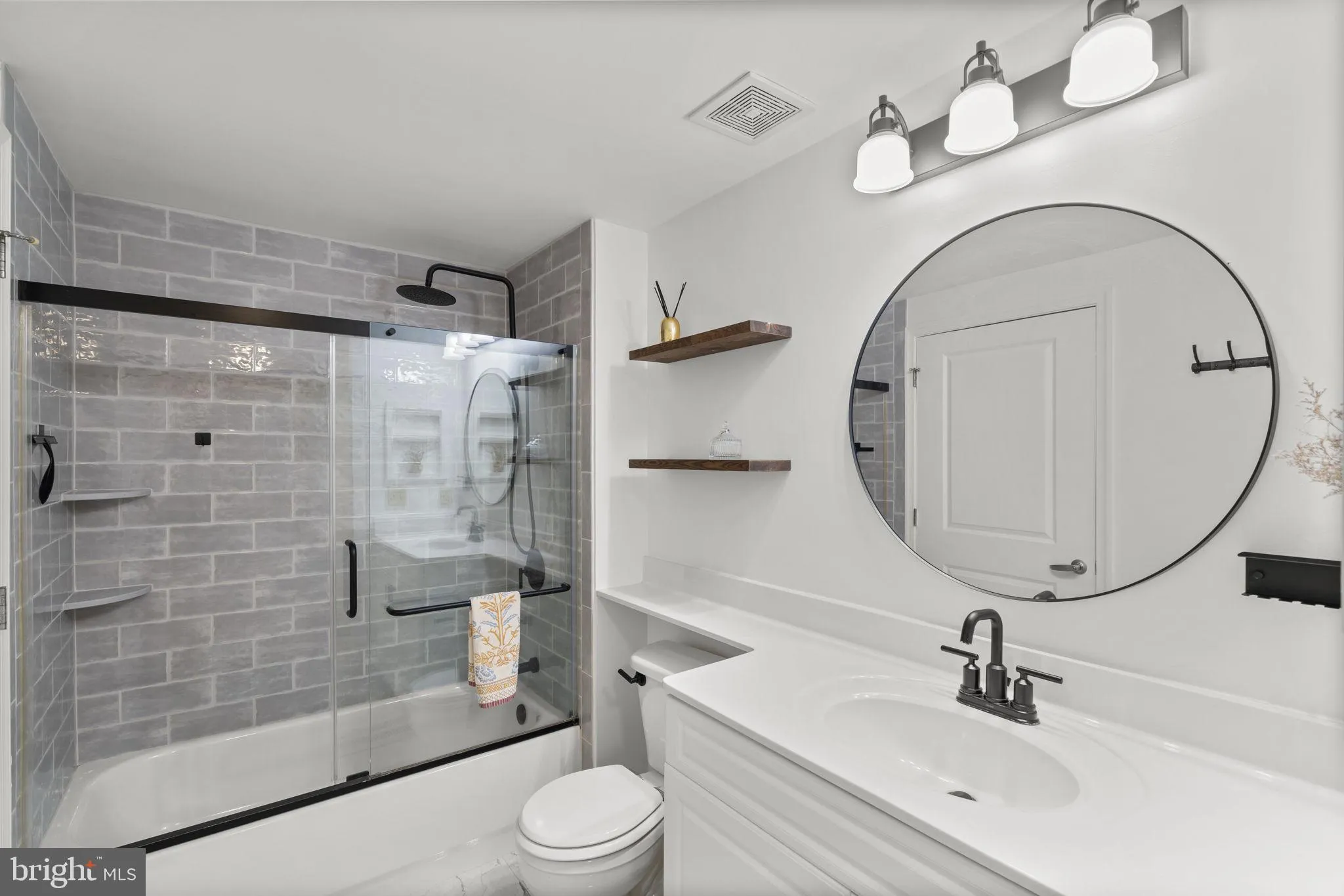 Additional image 70 of 555 Massachusetts Avenue NW Unit 616, Washington, DC 20001