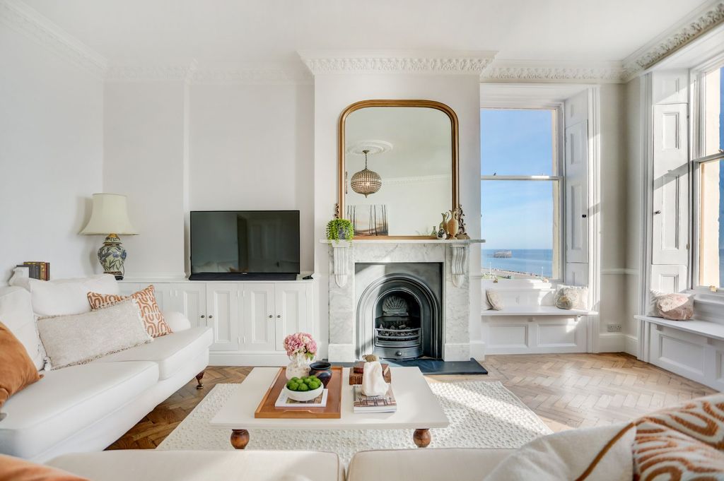 Additional image 6 of 2 bed flat for saleAdelaide Crescent, Hove BN3