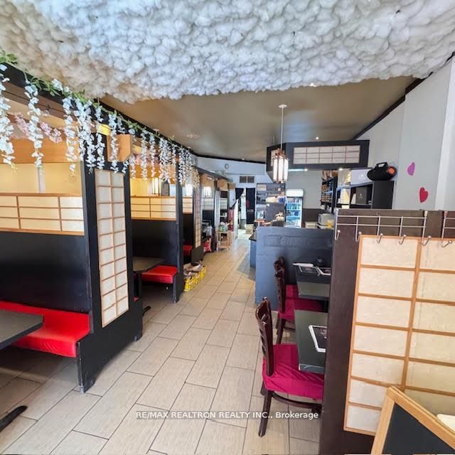 Additional image 3 of 1620 Bloor Street W, Toronto, ON, M6P 1A7