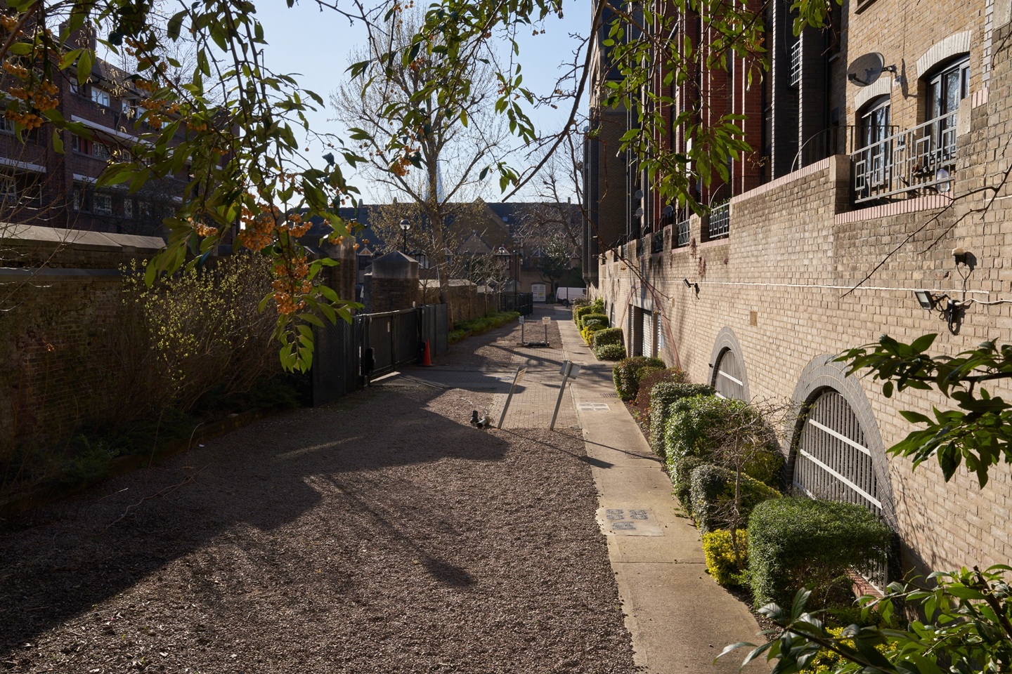 Additional image 20 of 1 Bed Flat, Discovery Walk, E1W, N1 7GU