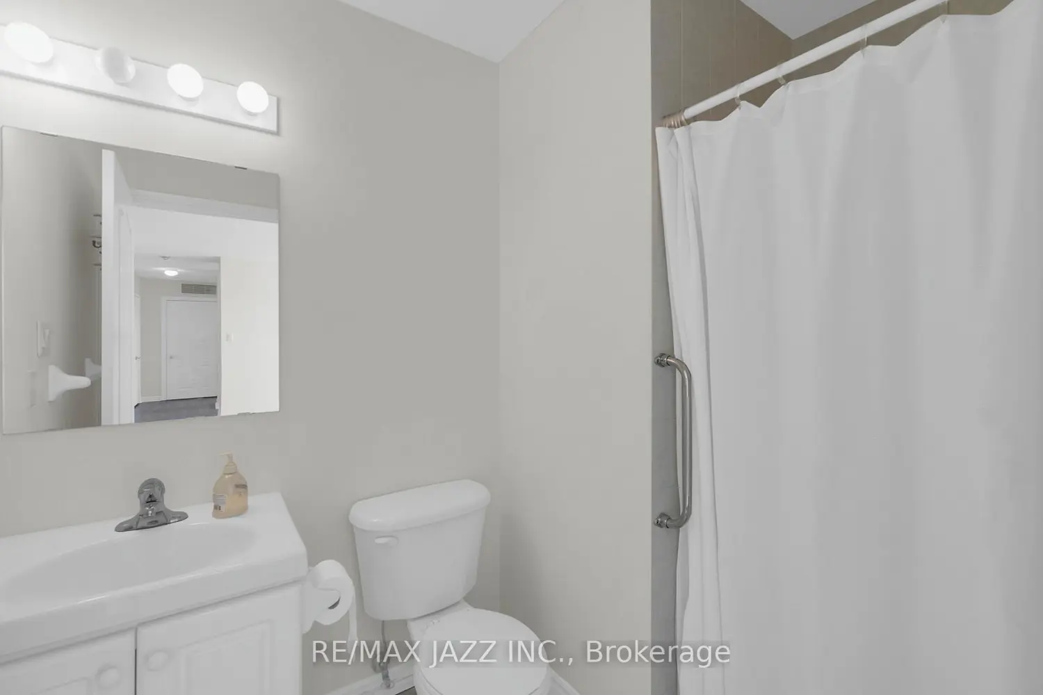 Additional image 16 of 7 Dayspring Circle 304