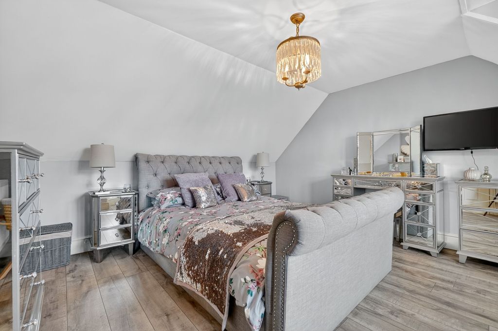 Additional image 19 of 4 bed detached house for saleOswald Cottage, 1 Main Road, Kirkoswald KA19