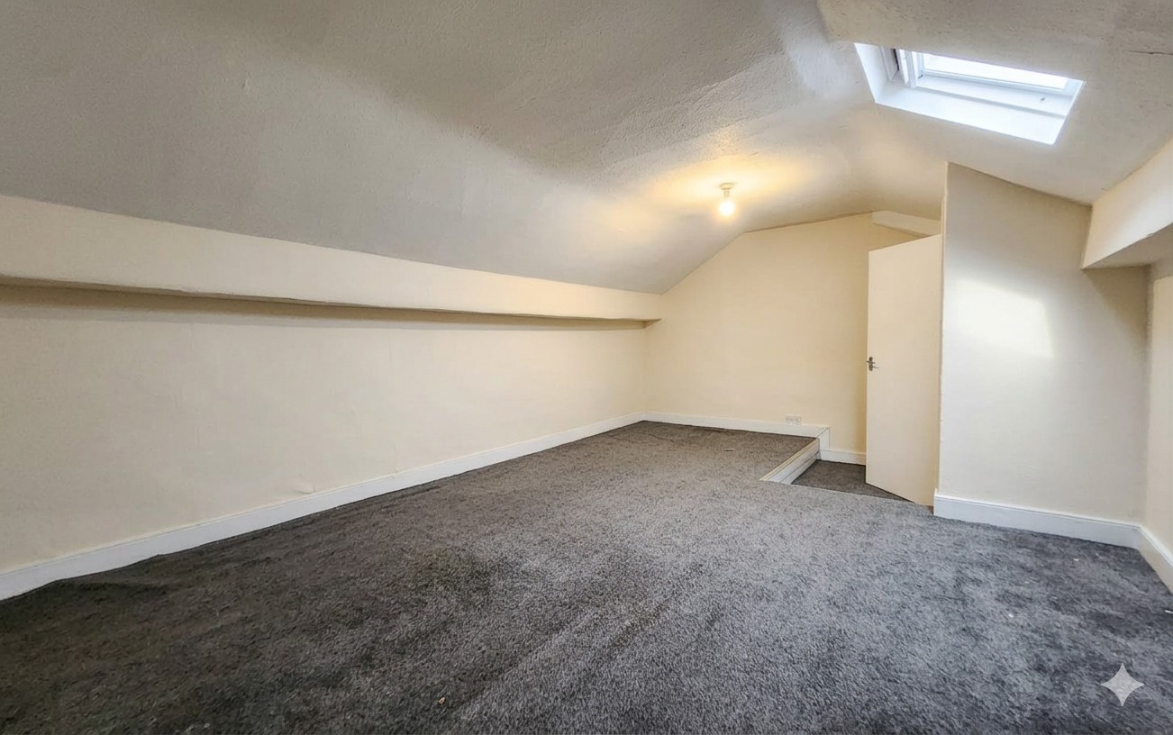 Additional image 6 of 3 Bed Flat, Great Cheetham Street East, M7, N1 7GU