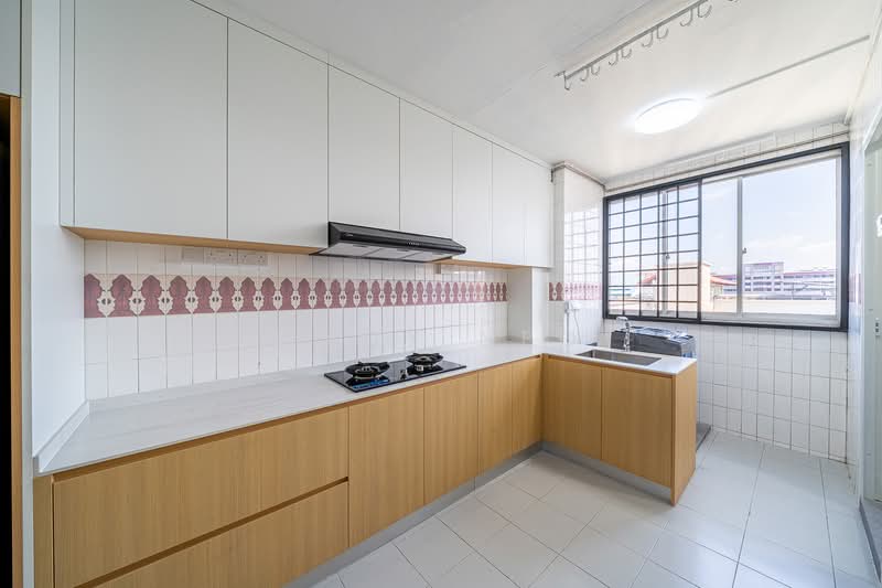 Additional image 17 of 518 Serangoon North Avenue 4