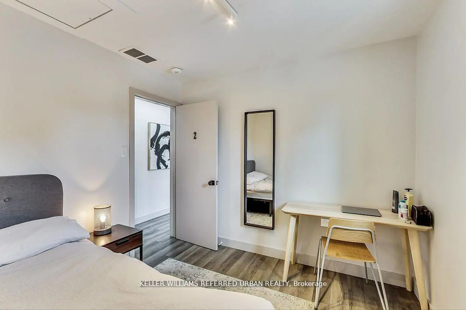 Additional image 12 of 205 Bathurst Street