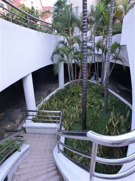 Additional image 18 of West Coast Grove