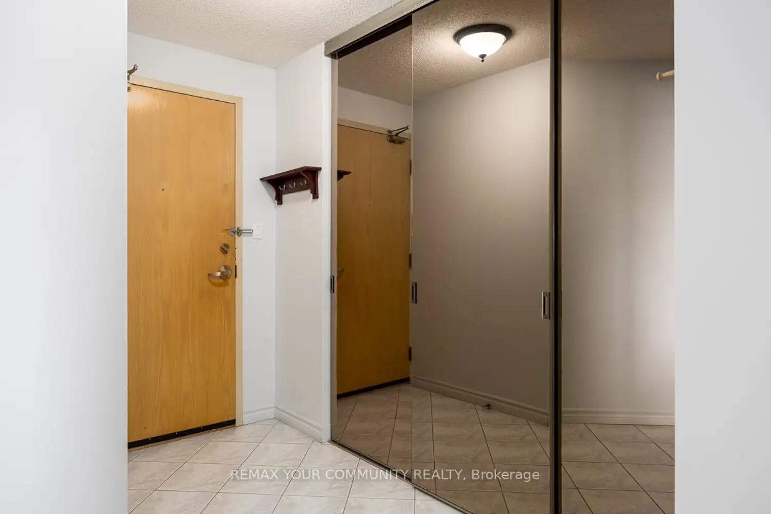 Additional image 3 of 7 Dayspring Circle 601